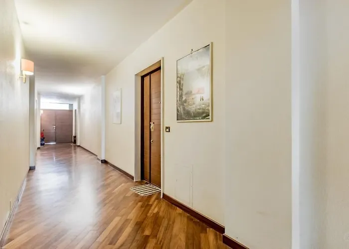 Luxury Apartment Front Of Cavalieri Hilton Hotel