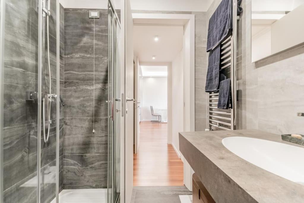 Luxury Front Of Cavalieri Hilton Appartement *