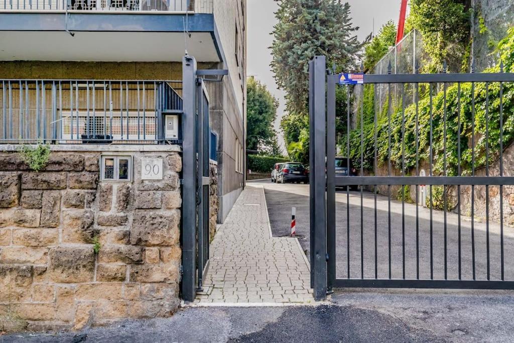 Appartement Luxury Front Of Cavalieri Hilton *